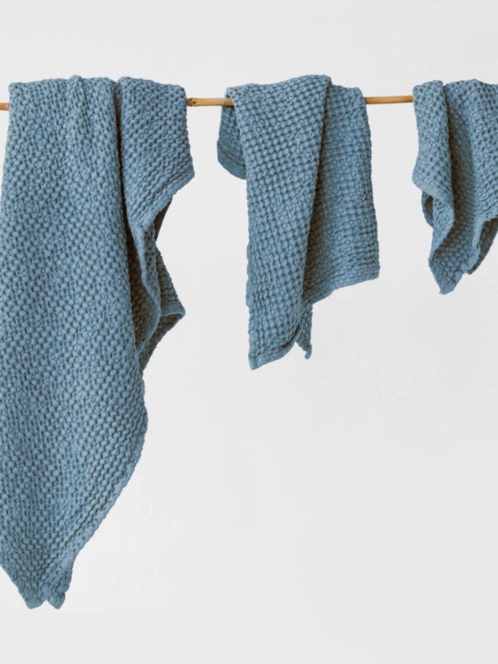 Magic Line 4 Towels Bundle (2 Kitchen Towels, 2 Face Towels)